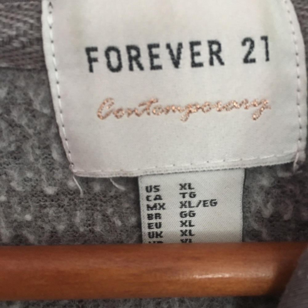 Sweatshirt - Picture 3 of 3